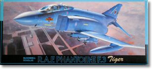 fujimi_f4_phantom58.jpg