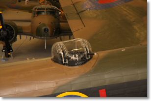 walkaround_avro_lancaster023.jpg