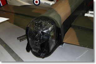 walkaround_avro_lancaster026.jpg