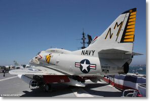 A-4F_skyhawk_walkaround_04.jpg