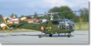 Alouette III arm�e de l'air (Heller).JPG