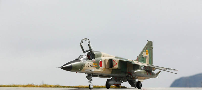 F-16